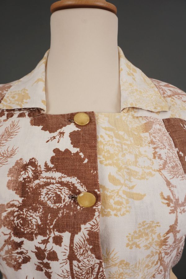 1960s dress with beige and brown roses Price