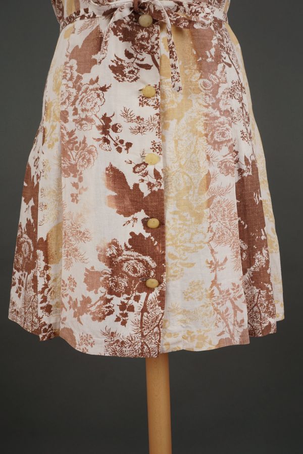 1960s dress with beige and brown roses Price