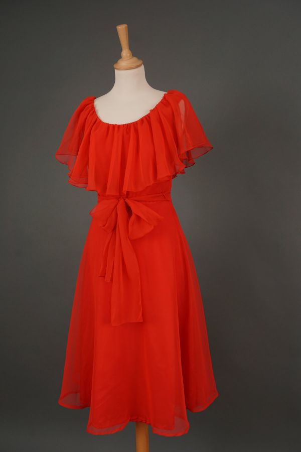 Crvena haljina “Vera Mont Paris” Cijena