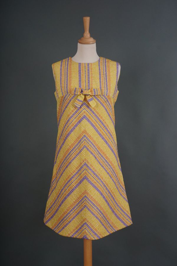 60s šljokičasta haljina  Cijena