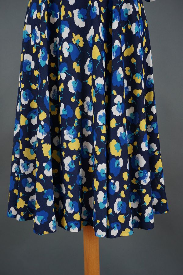 Blue flower dress Price